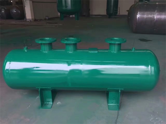 海港海港海港蒸汽分气缸